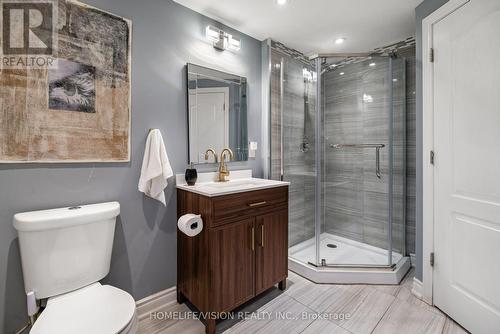 35 Brown Street, New Tecumseth, ON - Indoor Photo Showing Bathroom