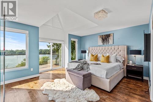 14735 Ninth Line, Whitchurch-Stouffville, ON - Indoor Photo Showing Bedroom