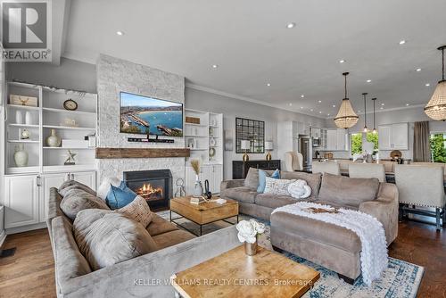 14735 Ninth Line, Whitchurch-Stouffville, ON - Indoor Photo Showing Living Room With Fireplace