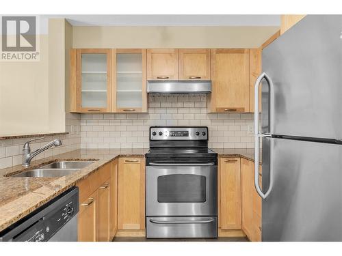 551 Yates Road Unit# 302, Kelowna, BC - Indoor Photo Showing Kitchen With Double Sink