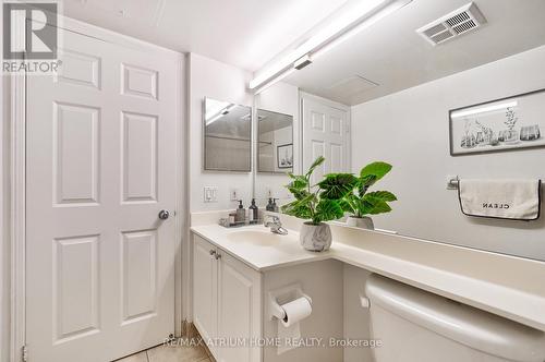 202 - 35 Finch Avenue E, Toronto, ON - Indoor Photo Showing Bathroom