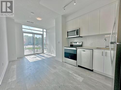 103 - 1010 Dundas Street E, Whitby, ON - Indoor Photo Showing Kitchen