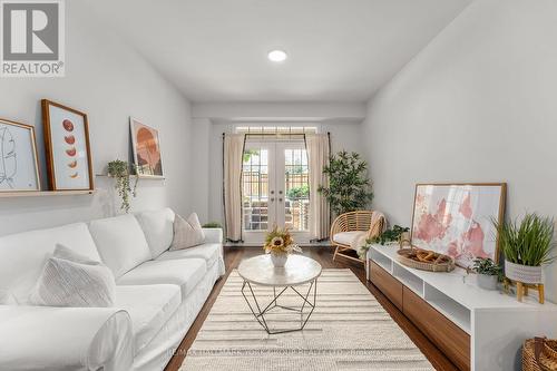 44 Lovegrove Lane, Ajax, ON - Indoor Photo Showing Living Room