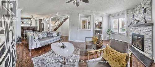 559 Avonwick Avenue, Mississauga, ON - Indoor Photo Showing Living Room With Fireplace