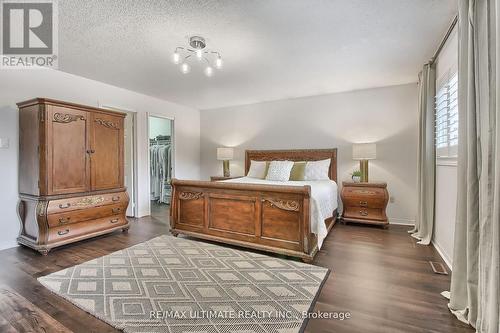 559 Avonwick Avenue, Mississauga, ON - Indoor Photo Showing Bedroom