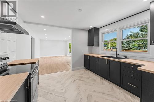 1218 Johnson Street, Kingston, ON - Indoor Photo Showing Kitchen