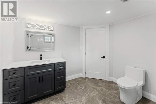 1218 Johnson Street, Kingston, ON - Indoor Photo Showing Bathroom