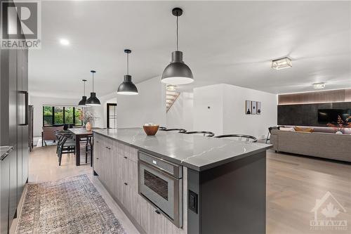 73 Lillico Drive, Ottawa, ON - Indoor Photo Showing Kitchen