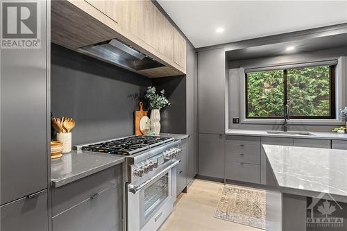 73 Lillico Drive, Ottawa, ON - Indoor Photo Showing Kitchen