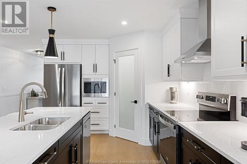 410 Jolly, Lasalle, ON - Indoor Photo Showing Kitchen With Double Sink With Upgraded Kitchen