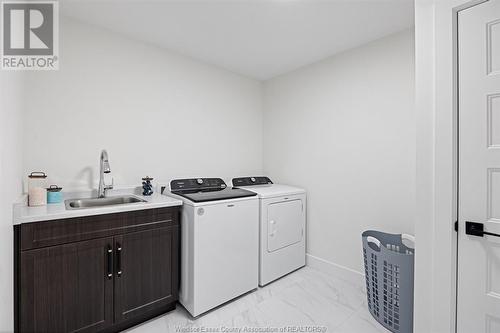 410 Jolly, Lasalle, ON - Indoor Photo Showing Laundry Room