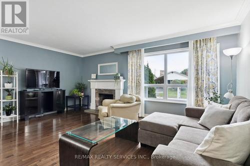 22 Crestview Avenue, Brampton, ON - Indoor Photo Showing Living Room With Fireplace