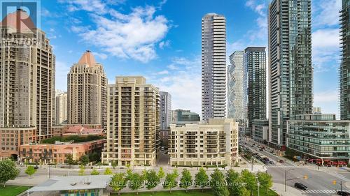 901 - 388 Prince Of Wales Drive, Mississauga, ON - Outdoor With Facade