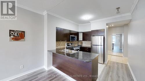 901 - 388 Prince Of Wales Drive, Mississauga, ON - Indoor Photo Showing Kitchen With Double Sink