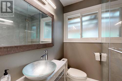 191 Maxome Avenue, Toronto, ON - Indoor Photo Showing Bathroom