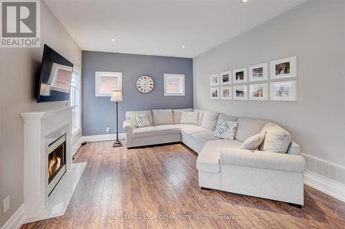 17 Rosena Lane, Uxbridge, ON - Indoor Photo Showing Living Room With Fireplace