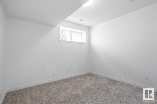 21351 96 Av Nw, Edmonton, AB - Indoor Photo Showing Other Room