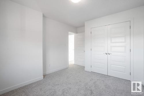 21351 96 Av Nw, Edmonton, AB - Indoor Photo Showing Other Room