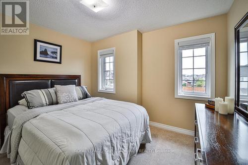 115 Mcgahey Street, New Tecumseth, ON - Indoor Photo Showing Bedroom