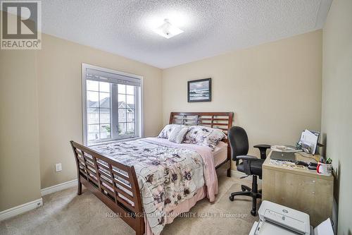 115 Mcgahey Street, New Tecumseth, ON - Indoor Photo Showing Bedroom