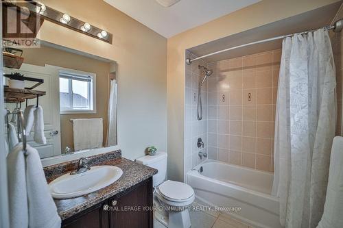 115 Mcgahey Street, New Tecumseth, ON - Indoor Photo Showing Bathroom