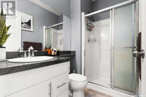 4142 Green Apple Drive E, Regina, SK - Indoor Photo Showing Bathroom