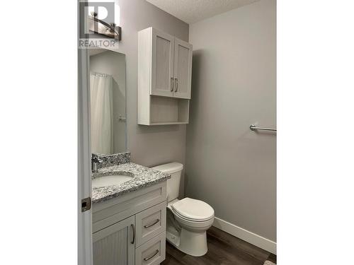 5620 51St Street Unit# 204, Osoyoos, BC - Indoor Photo Showing Bathroom