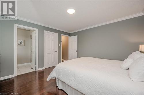 Bedroom #3 - 2366 Valleyridge Drive, Oakville, ON - Indoor Photo Showing Bedroom