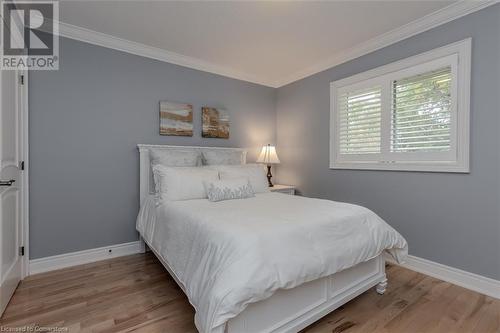 641 Greenwood Drive Unit# 1, Burlington, ON - Indoor Photo Showing Bedroom