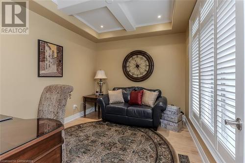 Office at the front of the house - 641 Greenwood Drive Unit# 1, Burlington, ON - Indoor Photo Showing Living Room