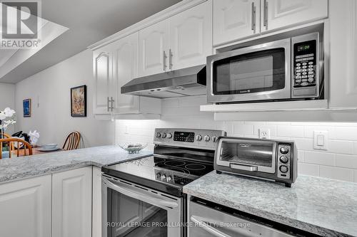 106 - 352 Ball Street, Cobourg, ON - Indoor Photo Showing Kitchen