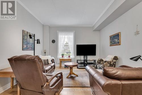 106 - 352 Ball Street, Cobourg, ON - Indoor Photo Showing Living Room