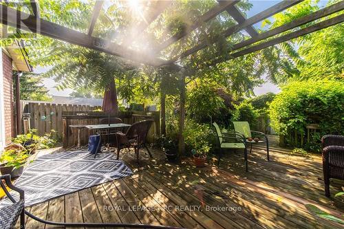 6442 Taylor Street, Niagara Falls, ON - Outdoor With Deck Patio Veranda