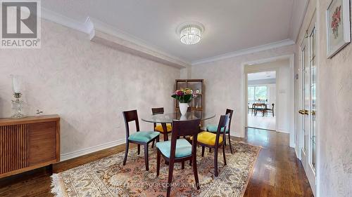 14 Royal Manor Crescent, Richmond Hill, ON - Indoor Photo Showing Dining Room