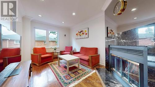 14 Royal Manor Crescent, Richmond Hill, ON - Indoor Photo Showing Living Room With Fireplace