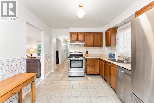 3 Harridine Road, Brampton, ON - Indoor Photo Showing Kitchen With Double Sink