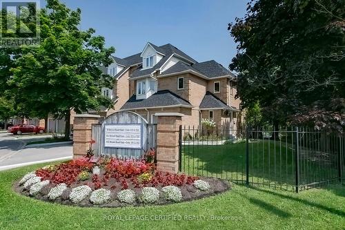 153 - 99 Bristol Road E, Mississauga, ON - Outdoor