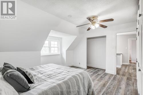 25 Victoria Road, Georgina, ON - Indoor Photo Showing Bedroom