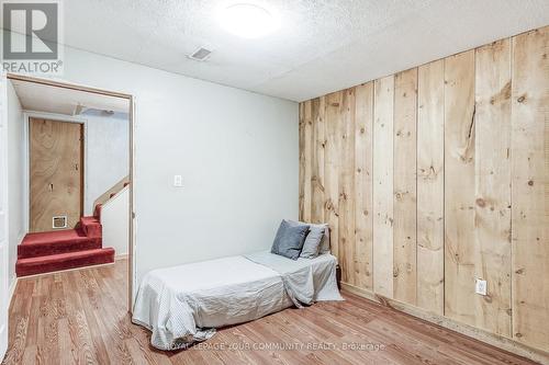 25 Victoria Road, Georgina, ON - Indoor Photo Showing Bedroom