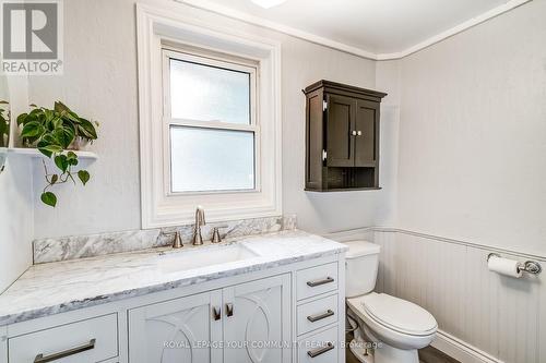 25 Victoria Road, Georgina, ON - Indoor Photo Showing Bathroom