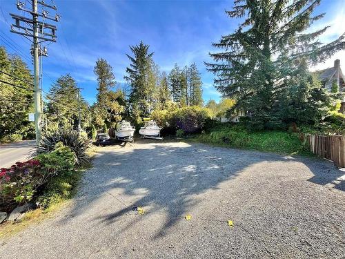 561 Campbell St, Tofino, BC 