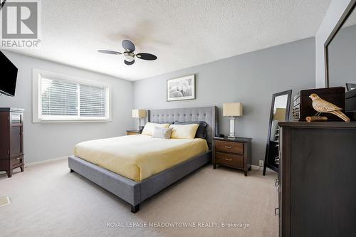 1 Robinson Road, Mono, ON - Indoor Photo Showing Bedroom