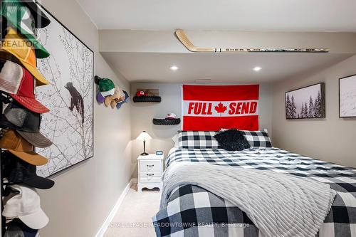 1 Robinson Road, Mono, ON - Indoor Photo Showing Bedroom