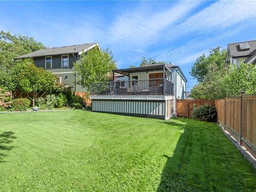 1826 Hollywood Cres, Victoria, BC 