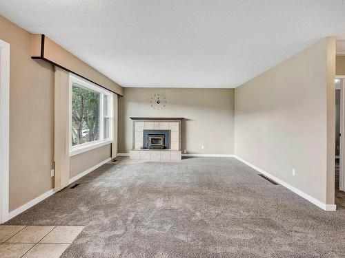 2662 Ayr Place, Kamloops, BC - Indoor Photo Showing Living Room With Fireplace