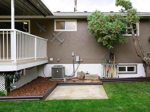 2662 Ayr Place, Kamloops, BC - Outdoor With Exterior