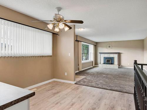 2662 Ayr Place, Kamloops, BC - Indoor With Fireplace