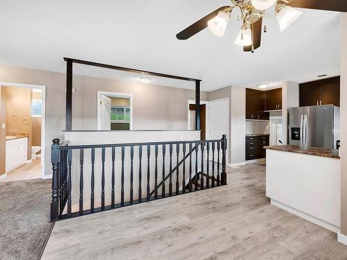 2662 Ayr Place, Kamloops, BC - Indoor Photo Showing Kitchen