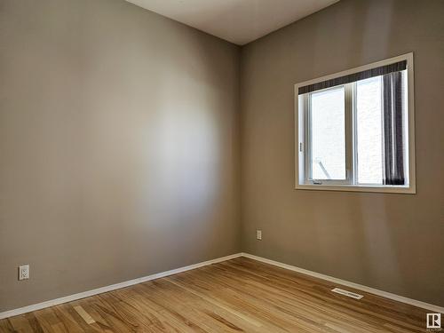 15821 132 St Nw, Edmonton, AB - Indoor Photo Showing Other Room