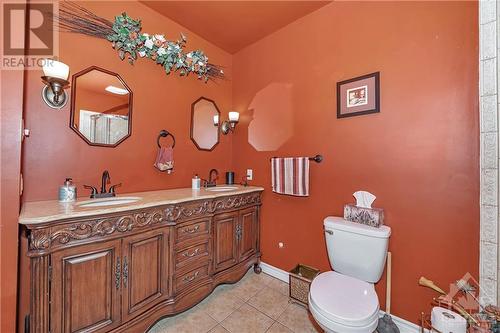 1618 St Jean Street, Clarence-Rockland, ON - Indoor Photo Showing Bathroom